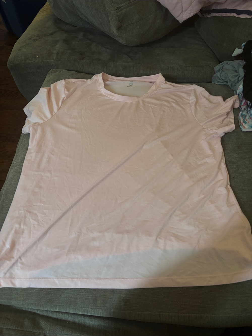 Women’s  Classic Crew Neck T-Shirt - Light Pink Linke